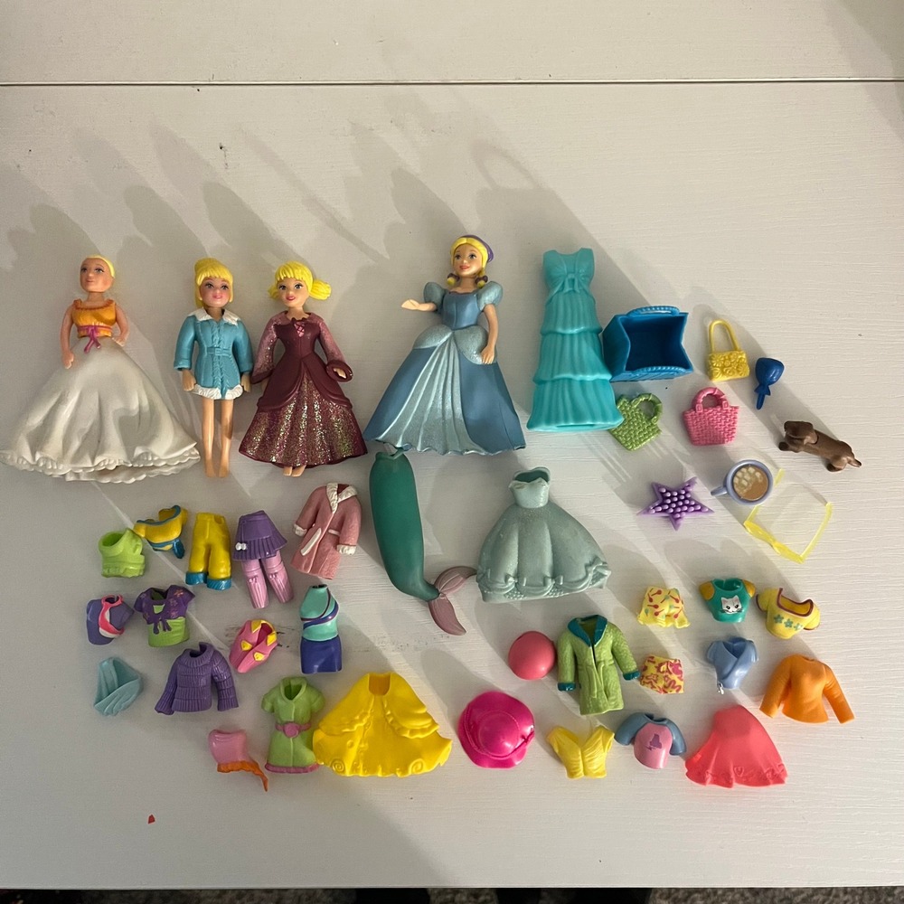 Mattel vintage Polly Pocket some‎ Disney Lot bundle with Clothes Accessories